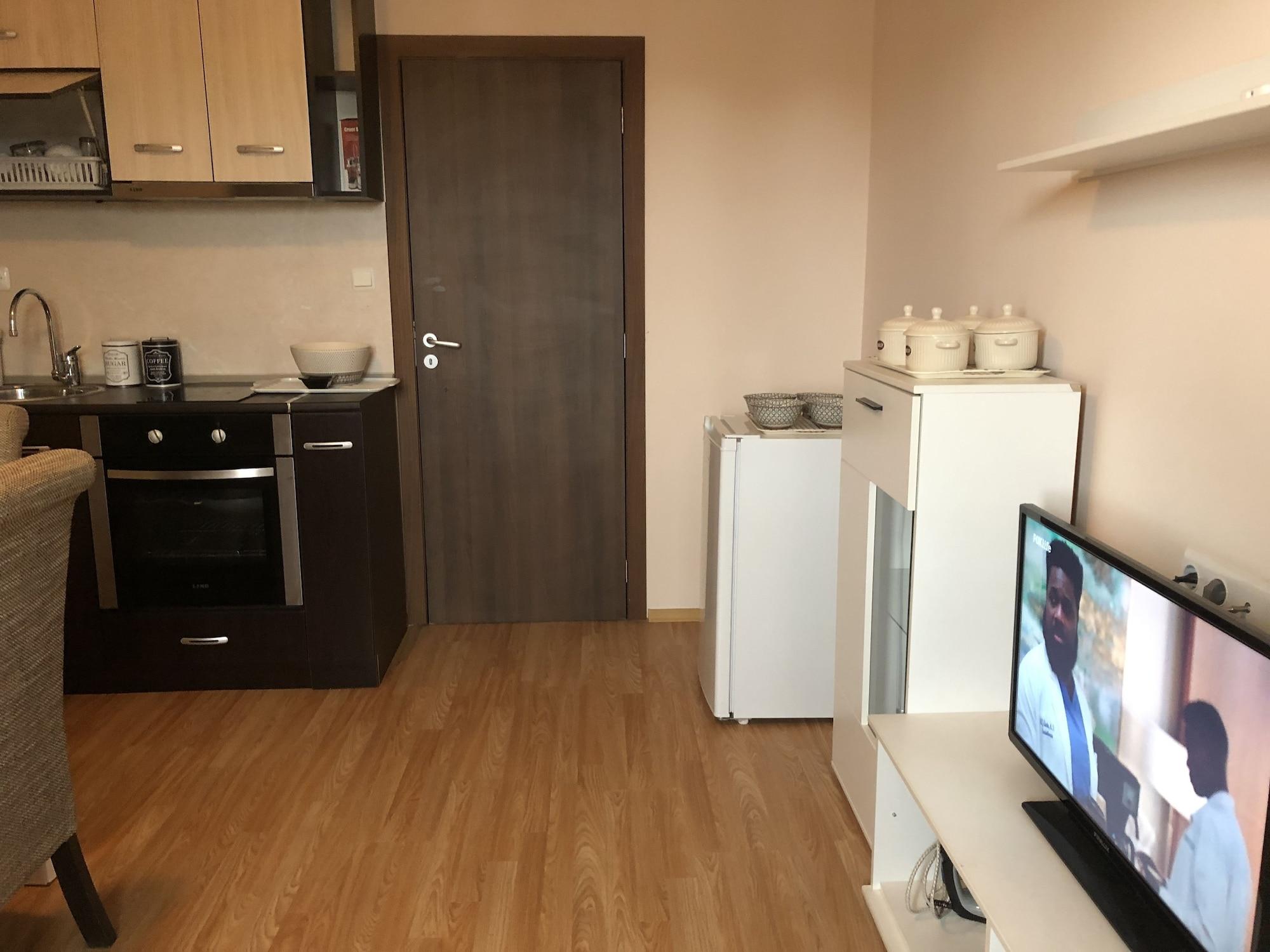Palace De Luxe Apartments Pomorie Luaran gambar