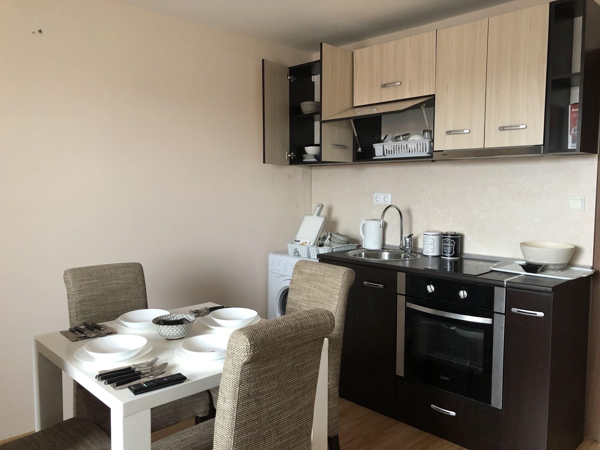 Palace De Luxe Apartments Pomorie Luaran gambar